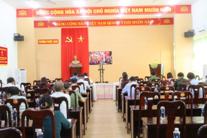 PHƯỜNG PHƯỚC LONG DỰ HỘI NGHỊ TRỰC TUYẾN SƠ KẾT 01 NĂM VẬN HÀNH MÔ HÌNH CHÍNH QUYỀN ĐỊA PHƯƠNG 02 CẤP