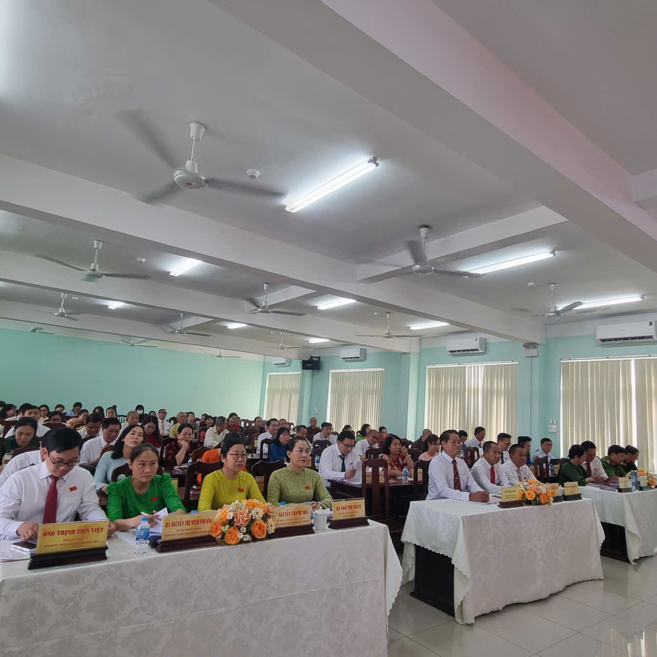 Description: D:\Bai viet 2025\Hinh anh\gen-h-z7656512307045_af1f0e108d3998bdbead64ca61646048.jpg?t=1762423301