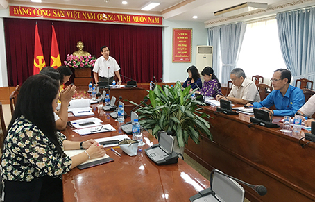 Đồng chí Phạm Văn Ru, Thường trực Tỉnh ủy kết luận hội nghị.JPG