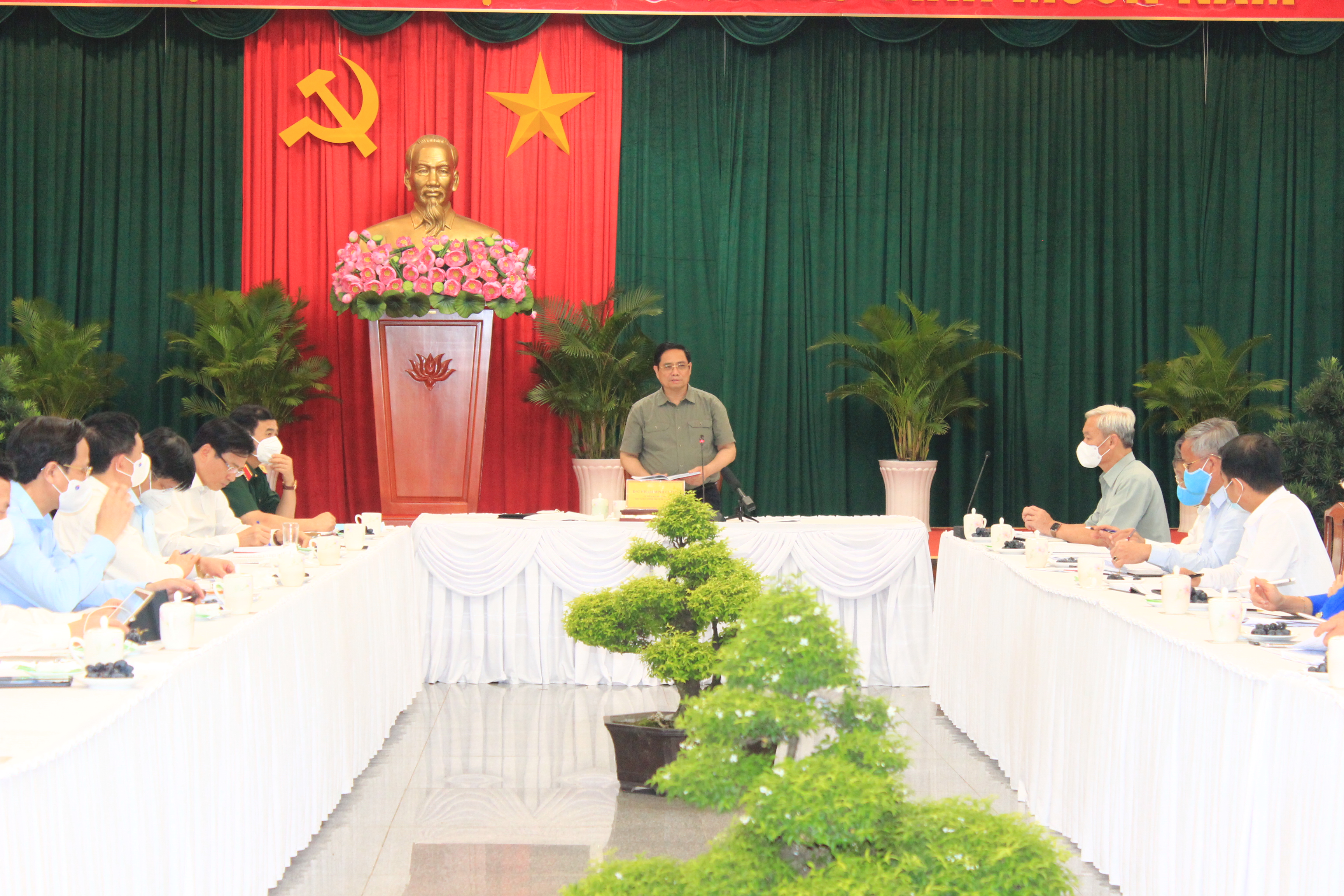 hinh 010721.4.jpg?t=1762423332