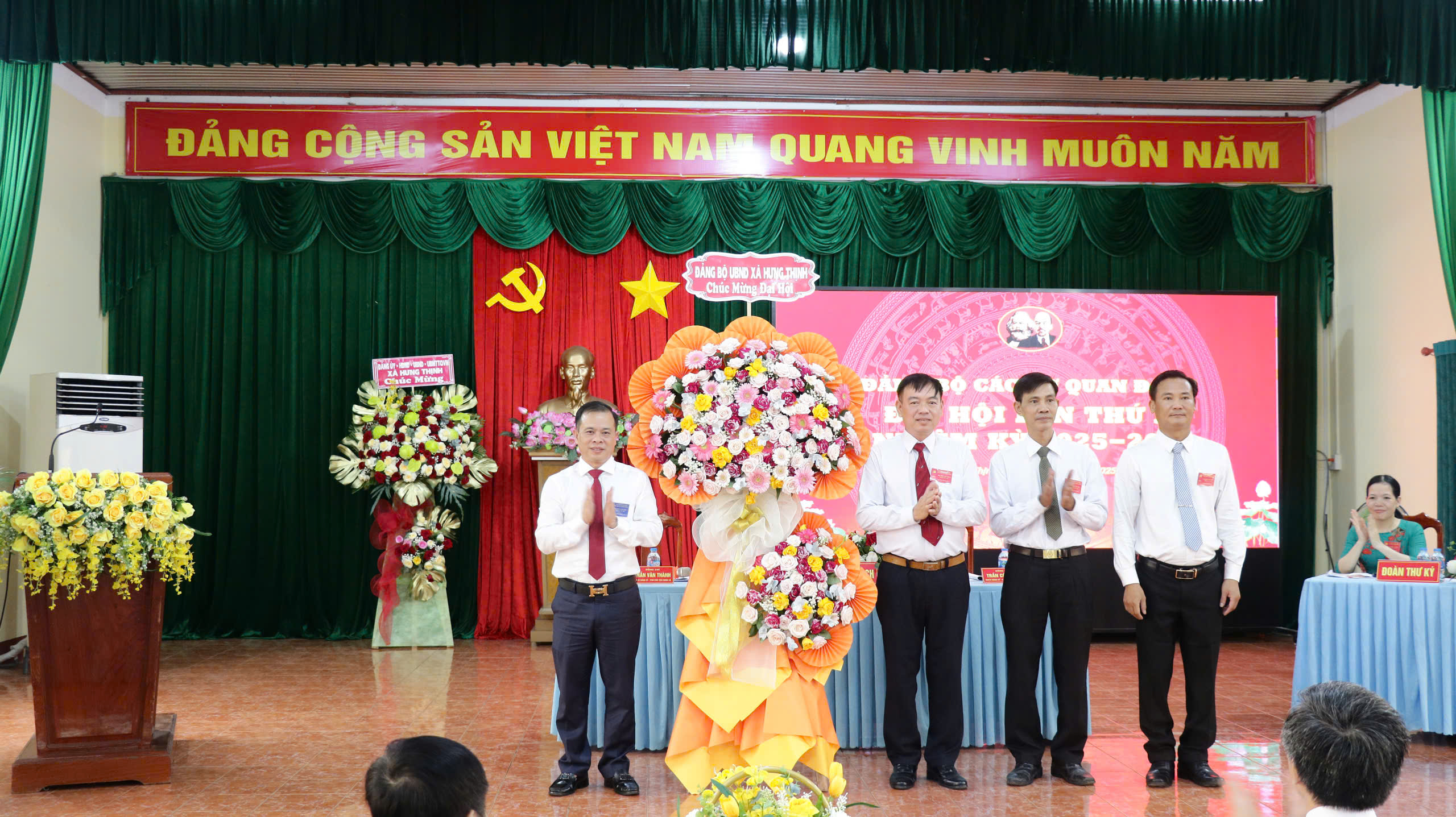 z6858366251748 2348a8c7a5a0f9863c0b84d7e50ae85c