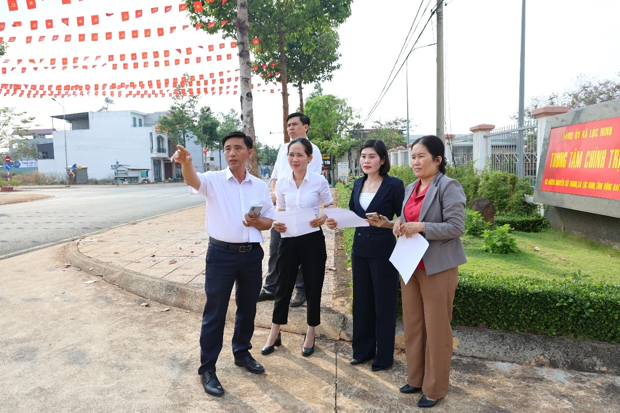 Khảo sát Hội hoa Xuân