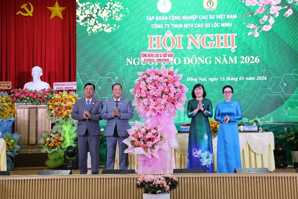 Hội nghị Công ty Cao su Lộc Ninh
