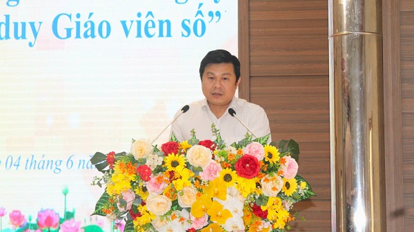 Đ c Trương Trọng Thy Phó CT UBND phường phát biểu