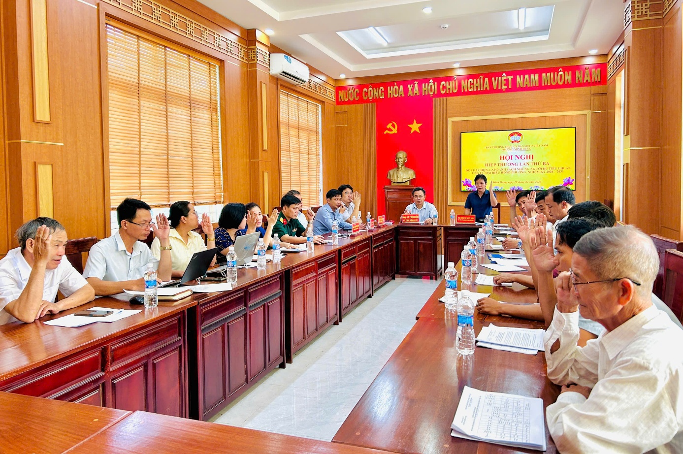 '''''A group of people in a meetingAI-generated content may be incorrect.'''''