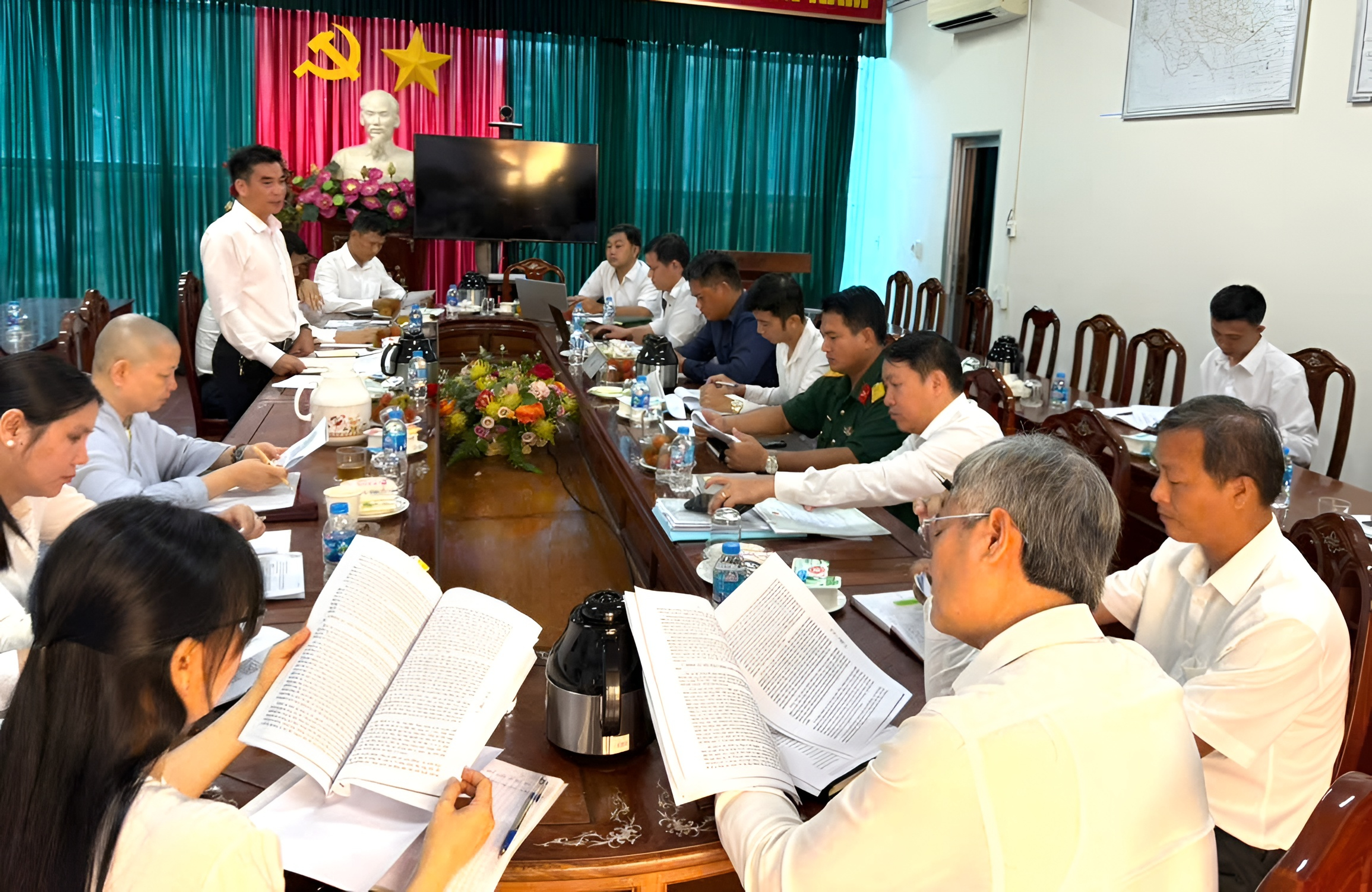 HĐND THAO LUAN (1)