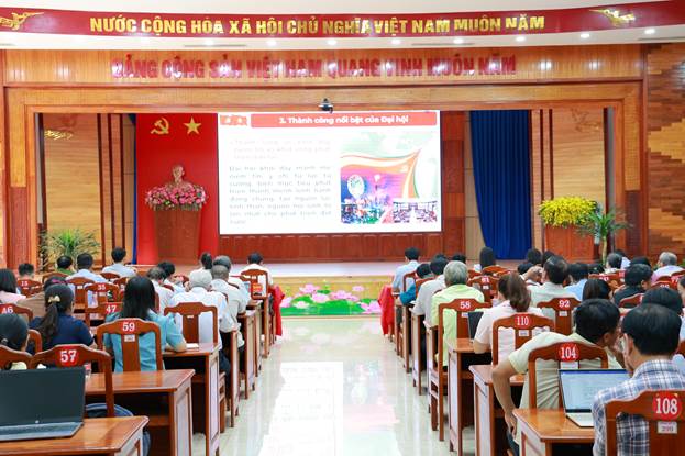 Toàn cảnh hội nghị trực tuyến 1