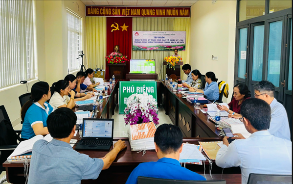 Toàn cảnh buổi tập huấn