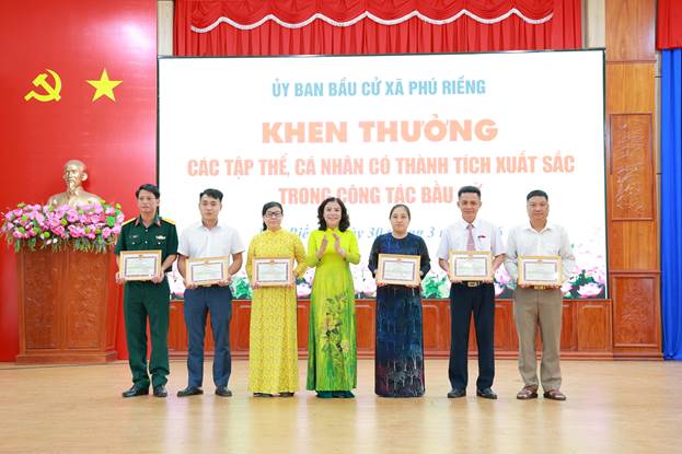 Hội nghị tổng kết công tác bầu cử