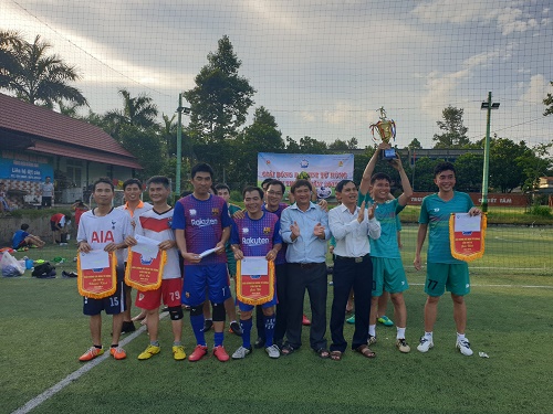 đá bóng lần 3 - 5.jpg?t=1762423302