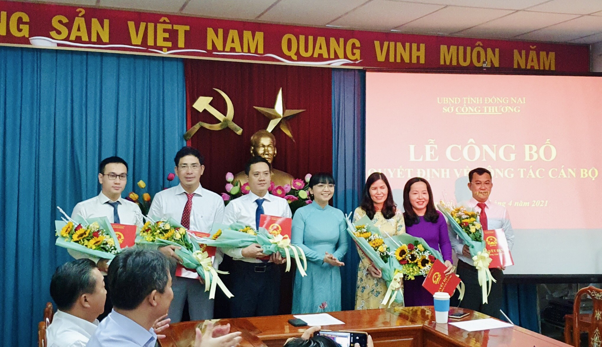 z2461072989116_a1bd35eea4f37772f396a1c42f16a2b9.jpg?t=1762423302