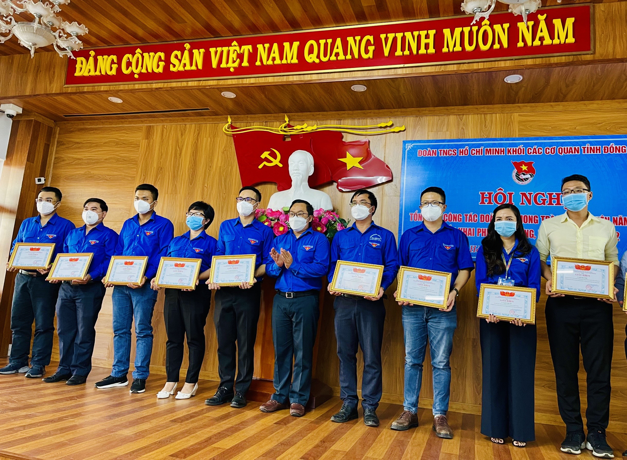 ca nhan.jpg?t=1762423302