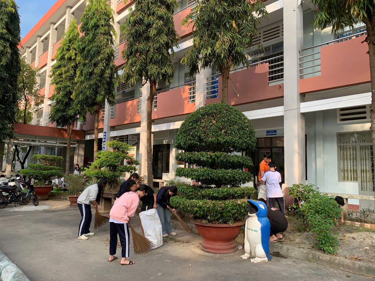 z7439602737593 5a564d669439b1eb51af4821f0021823