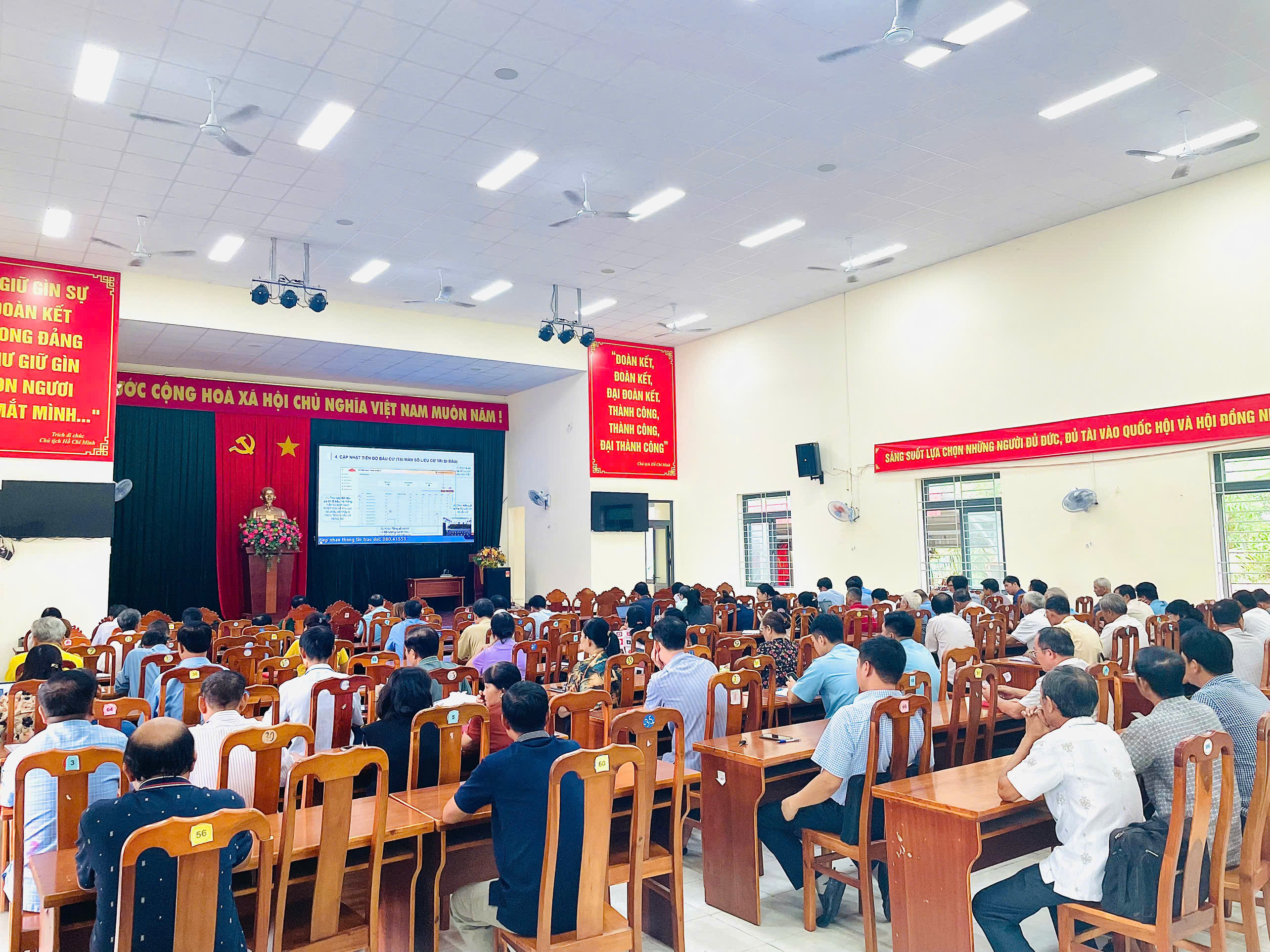 z7592554249919 560bde11351ca5dd88d538b7e65b1b52