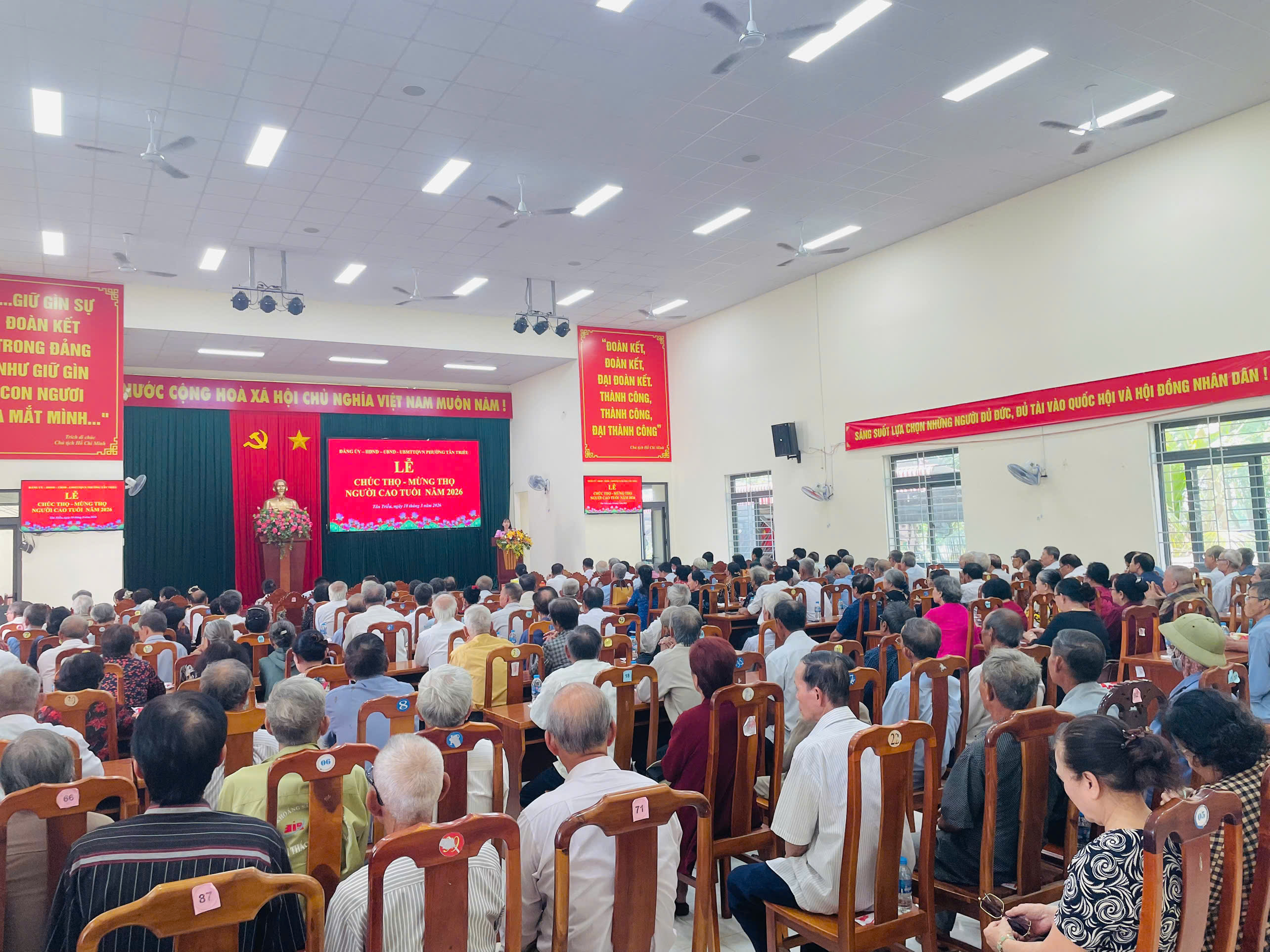 z7606783522925 4b5ad4c57559a708c3b000b47508caf8