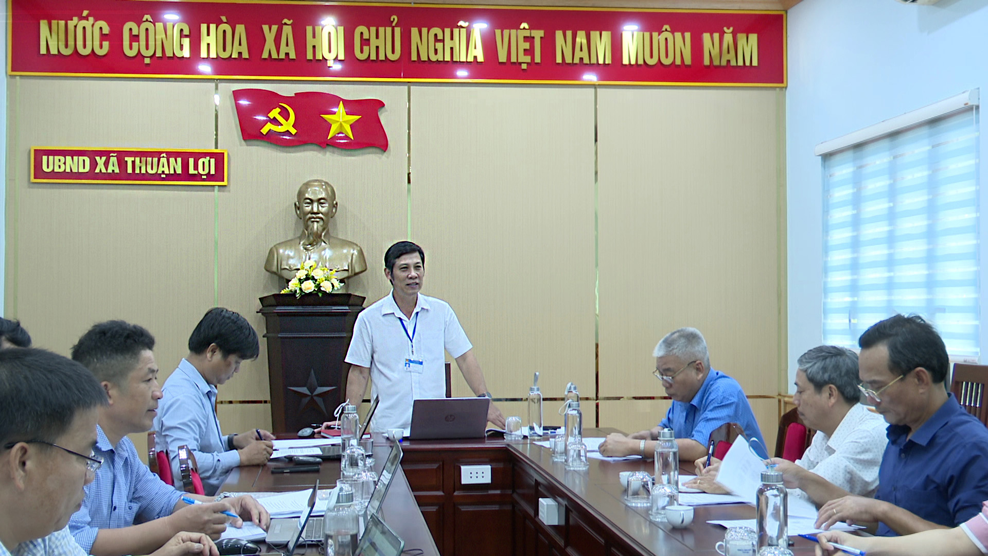 LAM VIEC CS VE DI TICH (2)