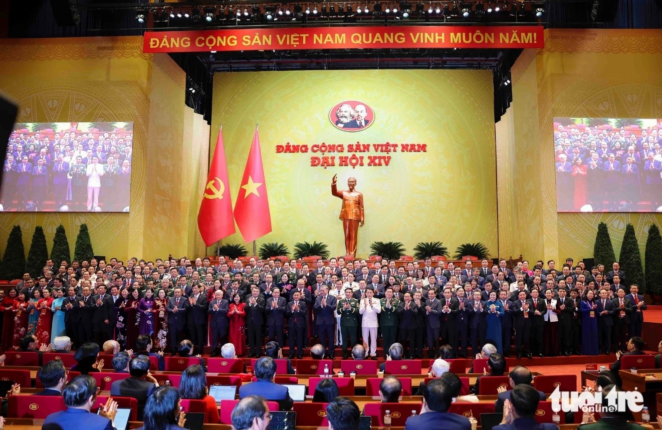 Ban Chấp hành Trung ương Đảng Cộng sản Việt Nam khóa XIV ra mắt Đại hội. Ảnh: TTXVN