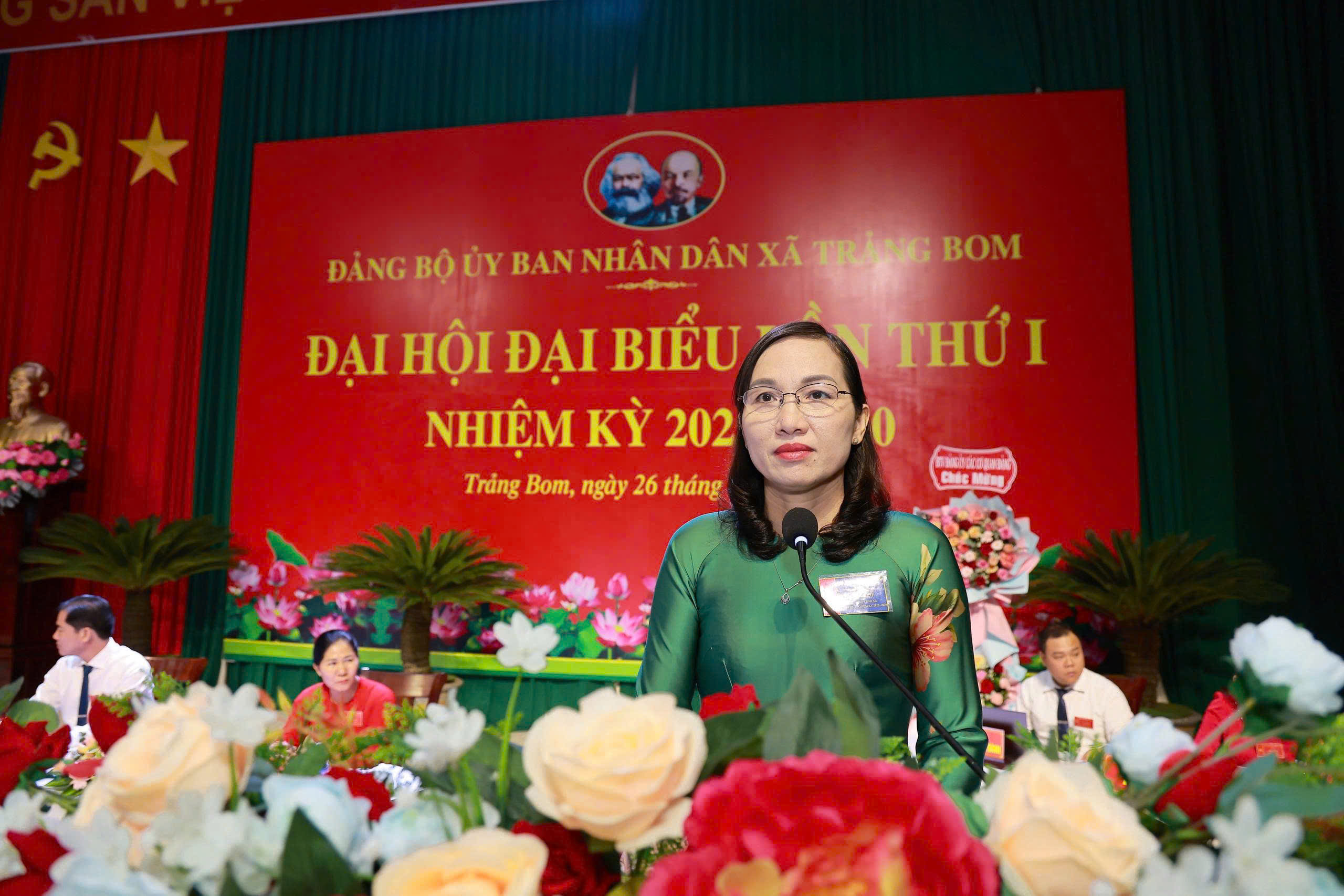 8c3f26efe5e56cbb35f4