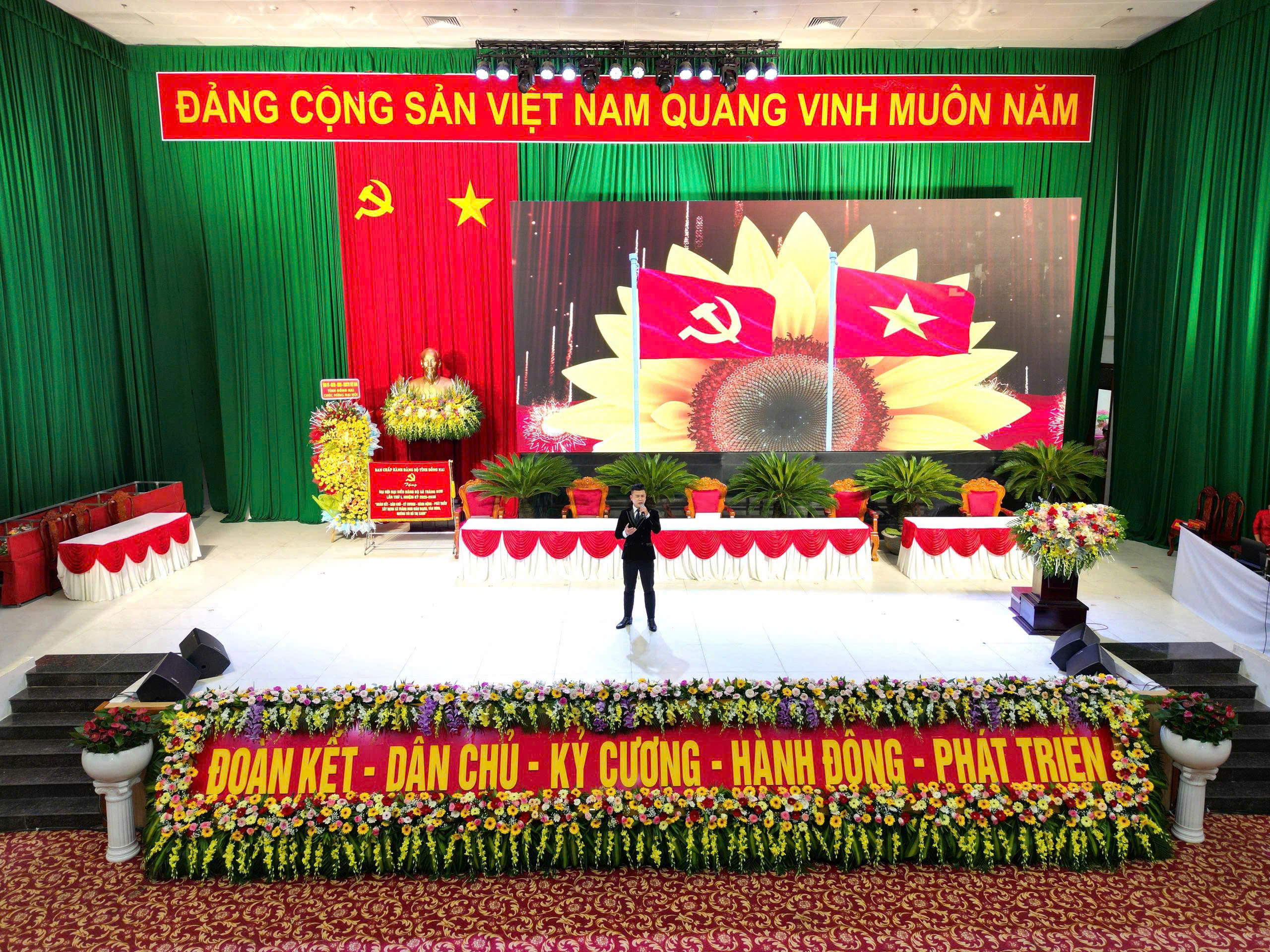 5fba191a3f48b716ee59