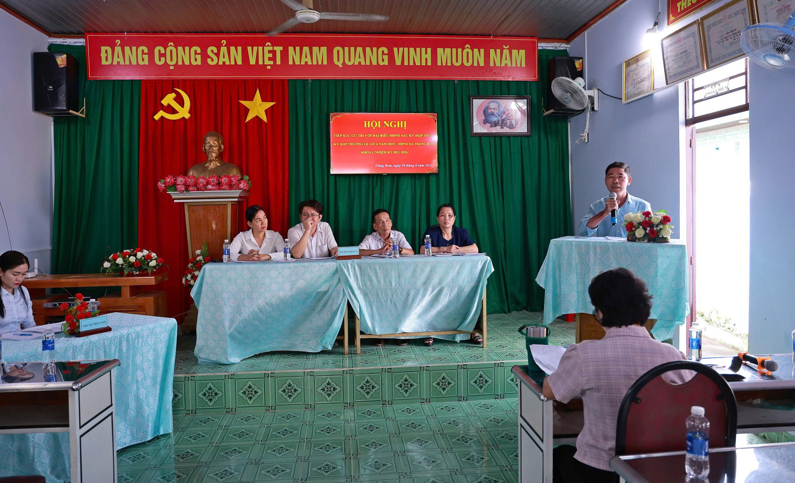 b0b50f8358d7d3898ac6