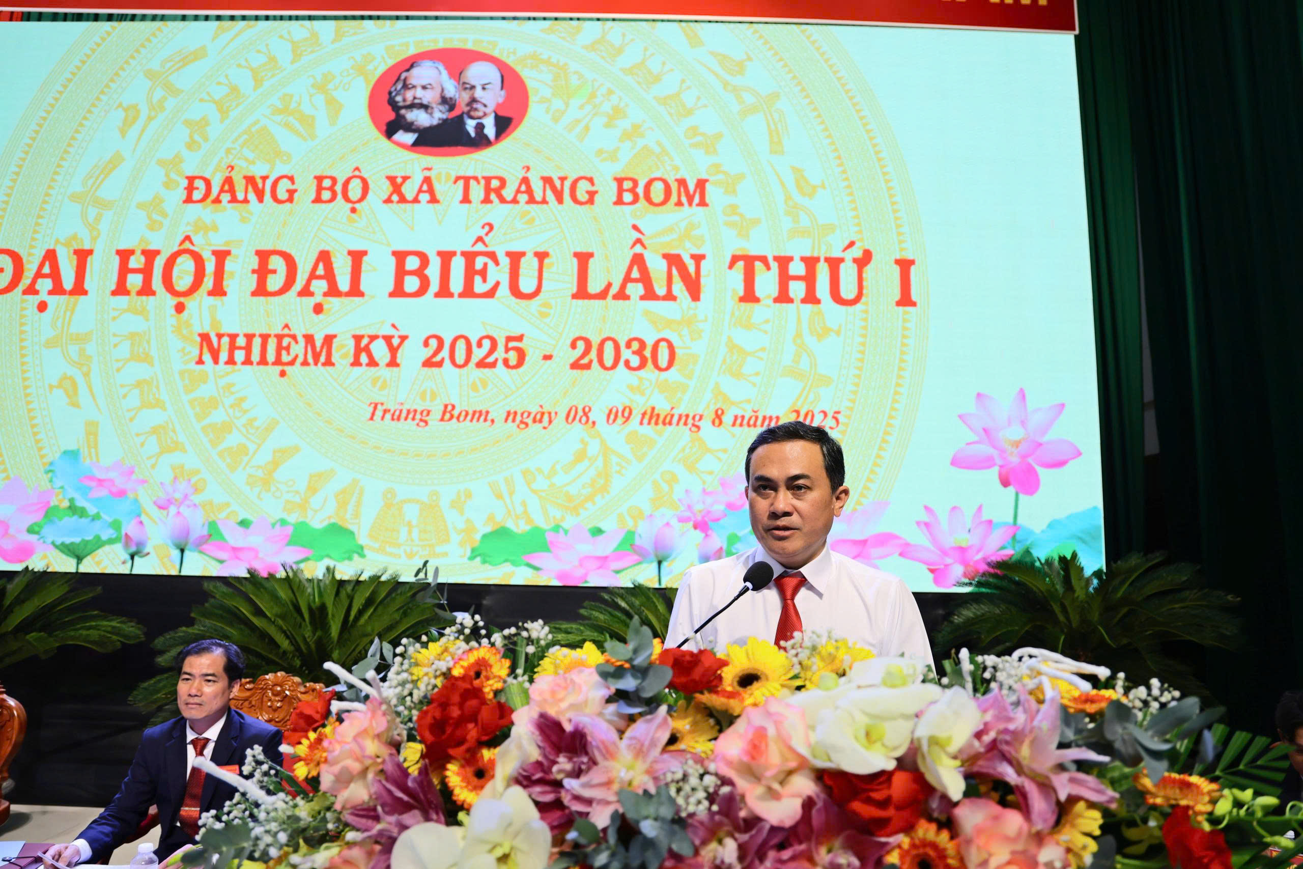 ba8b623fe16969373078