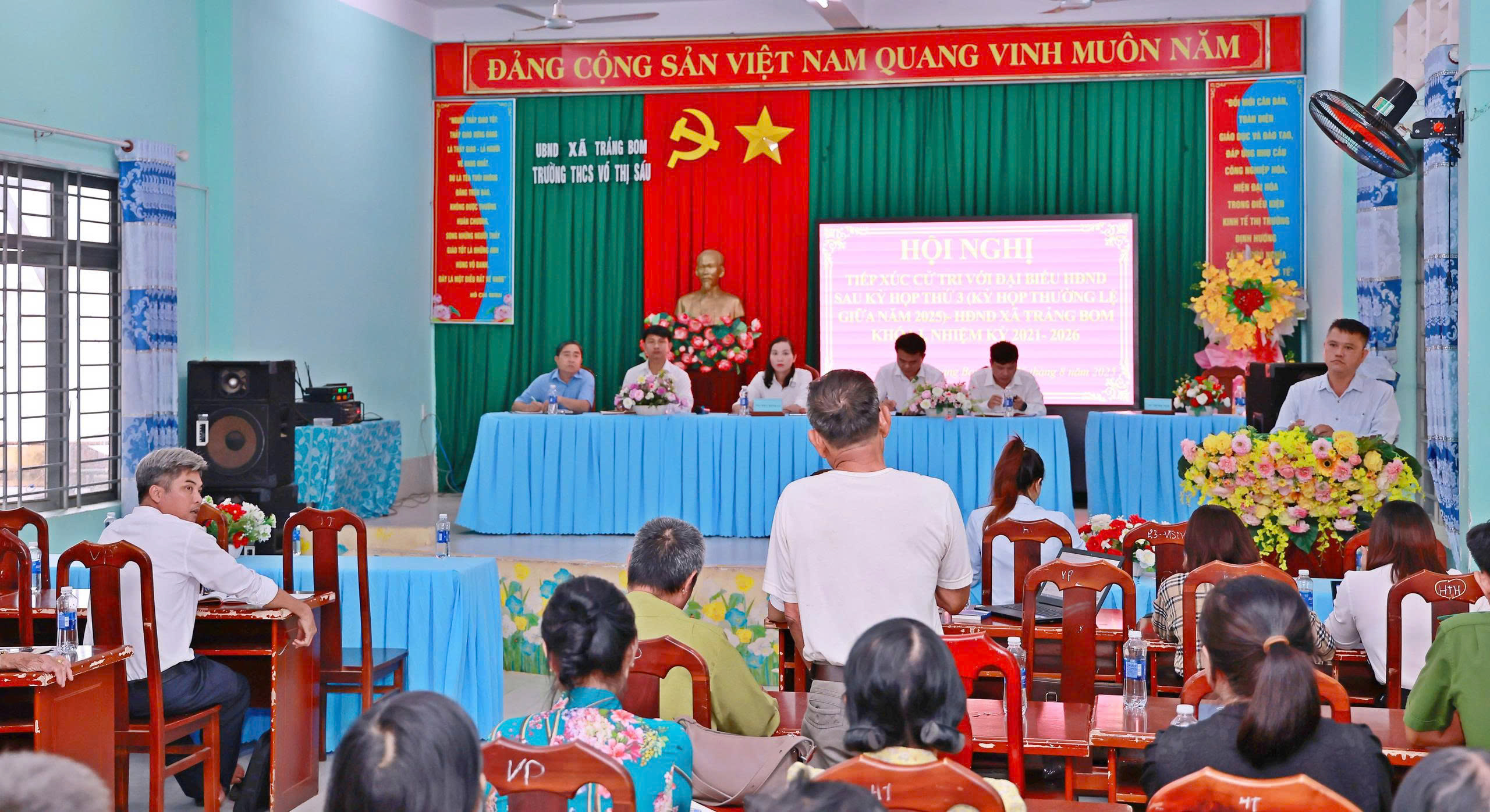 eef175ba2310ab4ef201