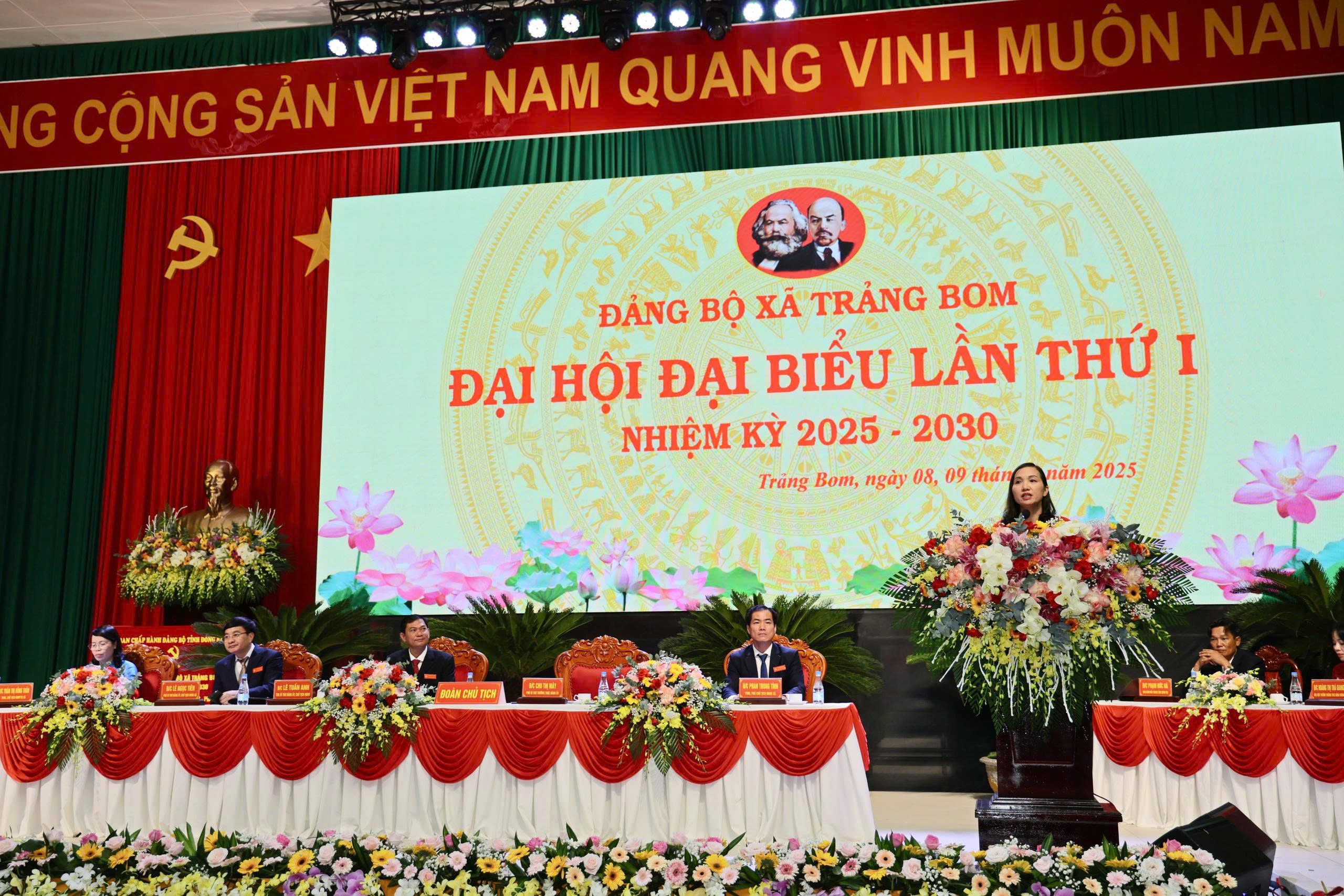 z6886173232405 e09675df13feb605b8ca823c2b6a5468