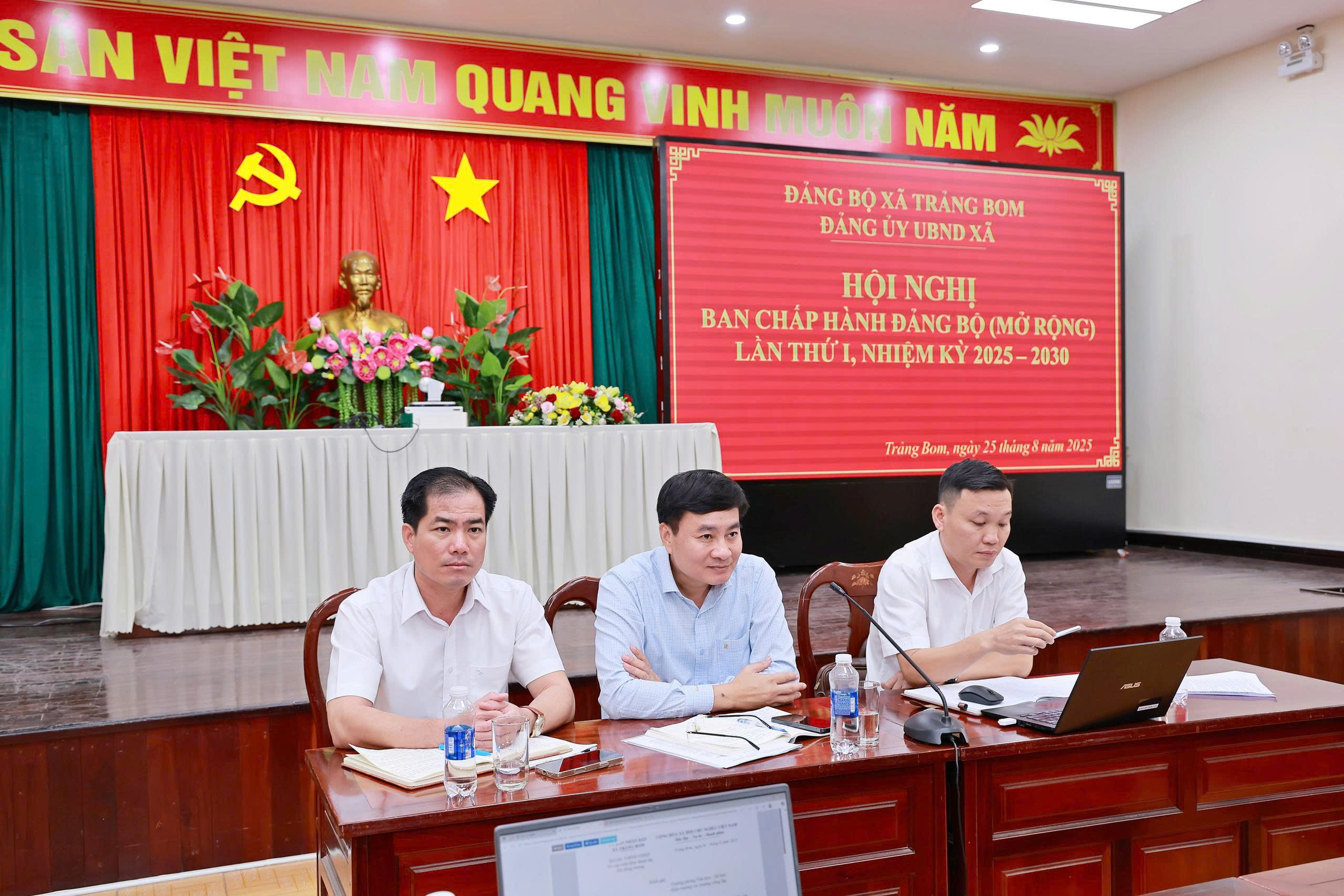 z6942044608269 49ff1b77e23ba419e2b3a1ab4780860b