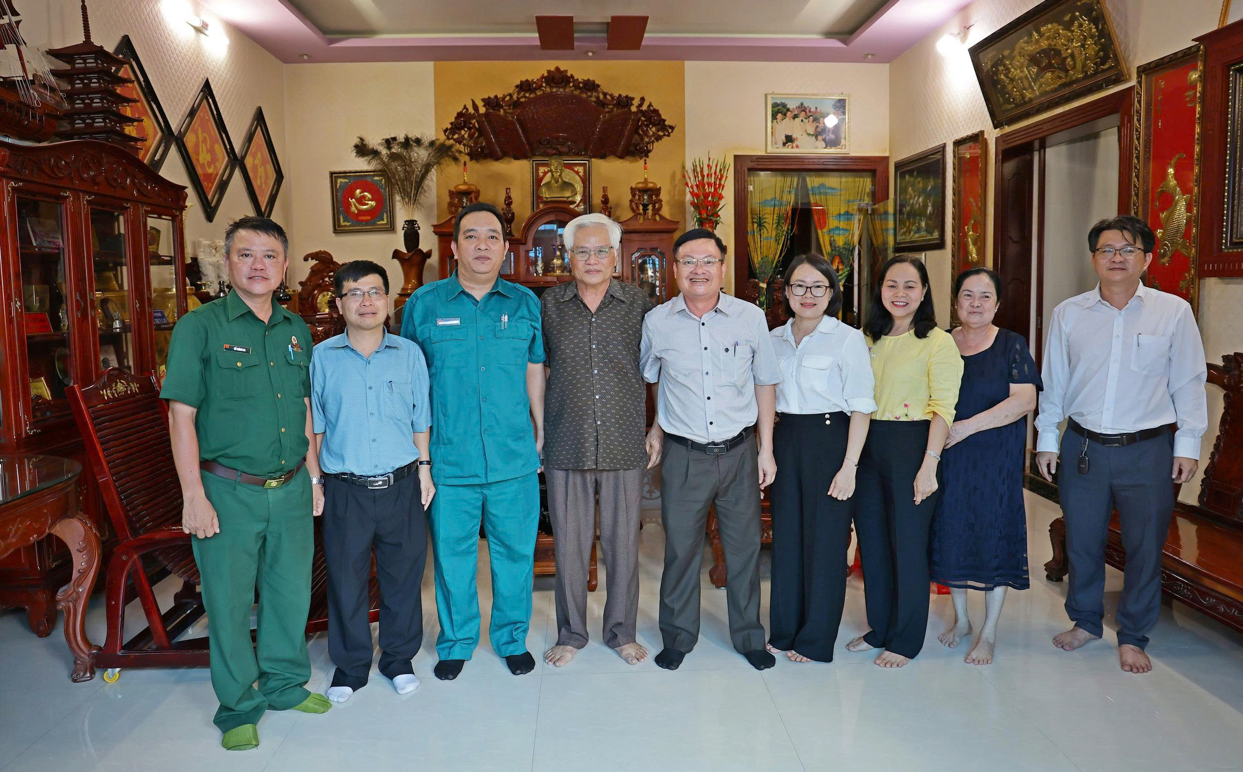 4 Tham Pho Bi Thu Khai