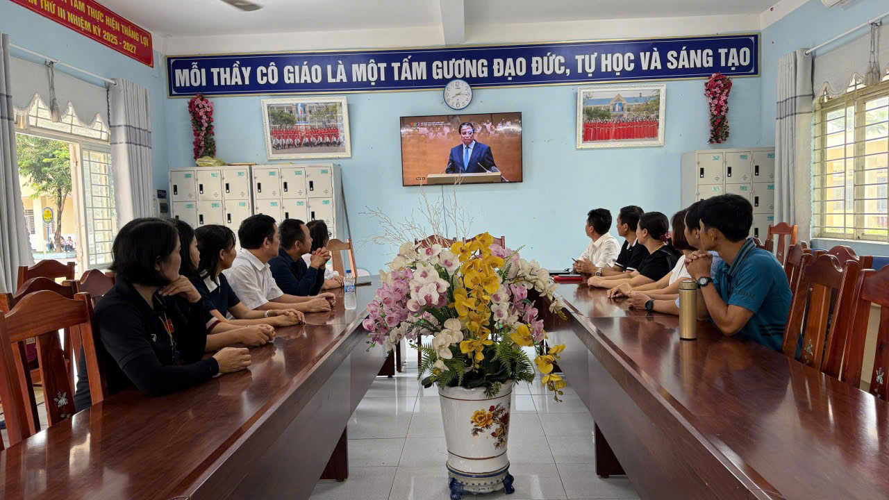 gen n z7016817906093 2eab14b36f22366134e122f587a6f915