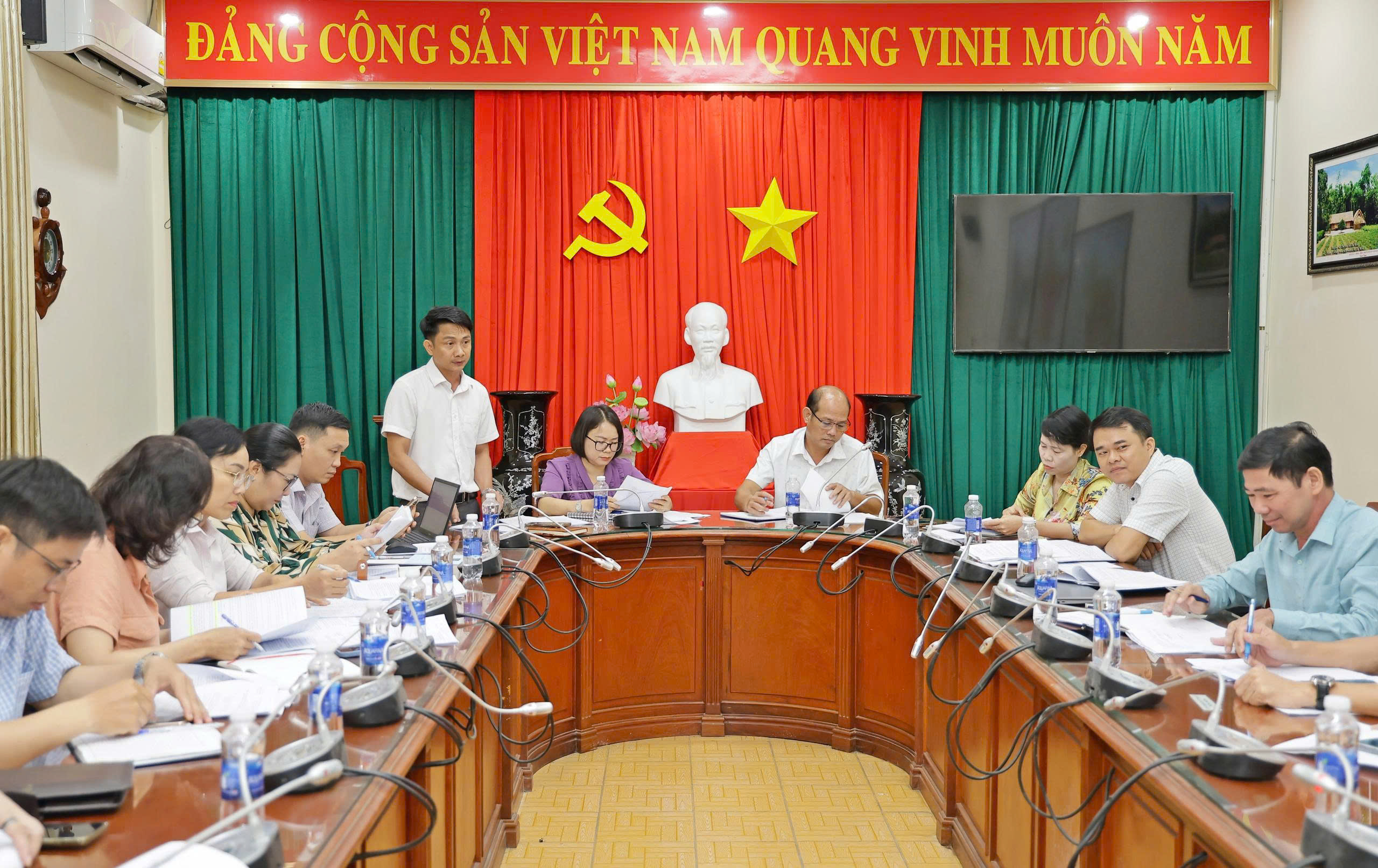 gen h z7118693885953 653f51ef994b3995cda709864948ef16