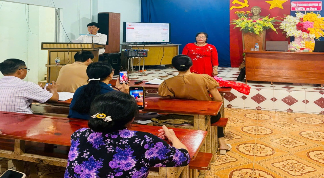 Description: C:\Users\THAO\Downloads\1.jpg?t=1762423301