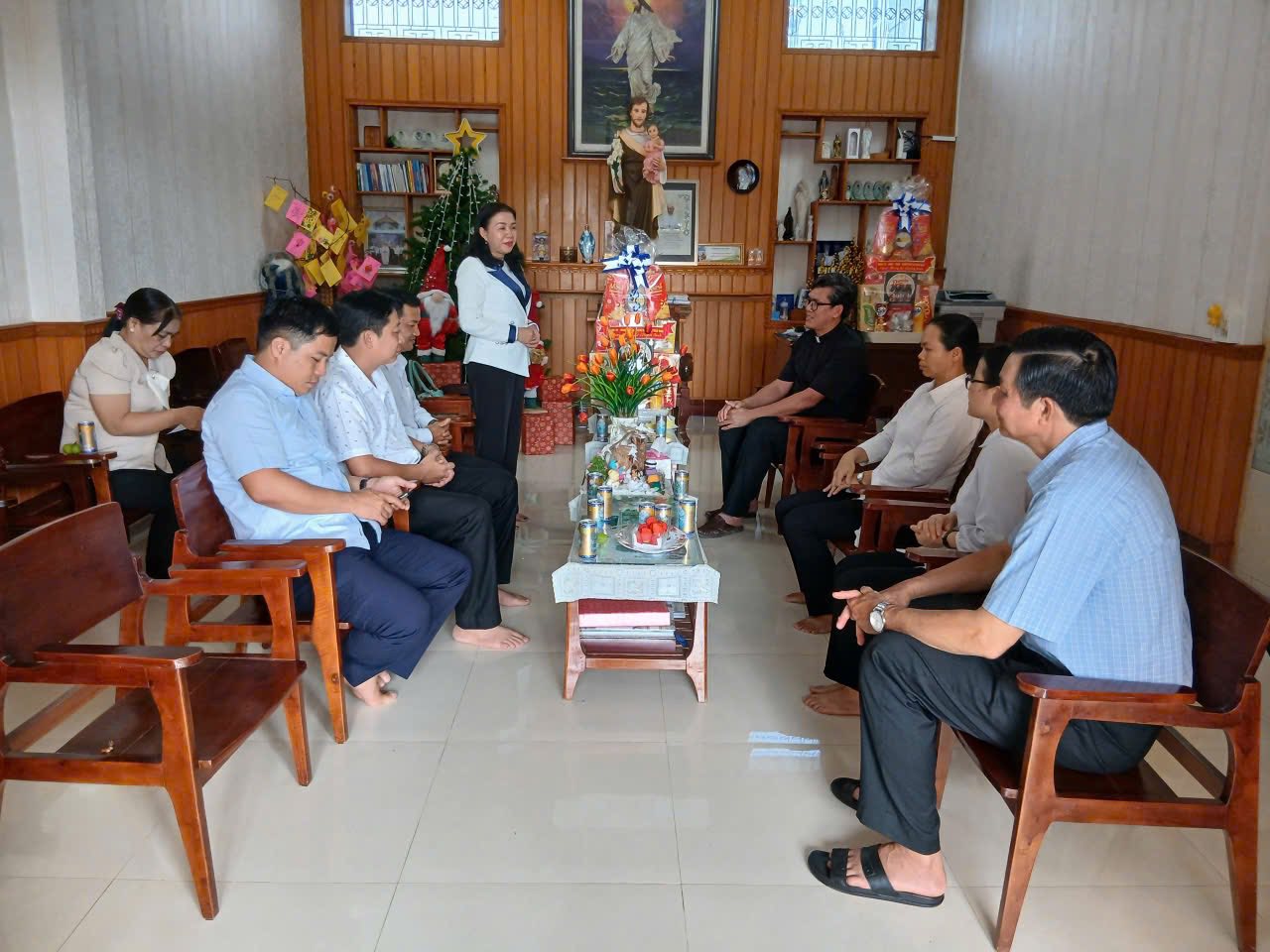 Thăm, chúc mừng các giáo xứ – hoạt động ý nghĩa dịp Giáng sinh