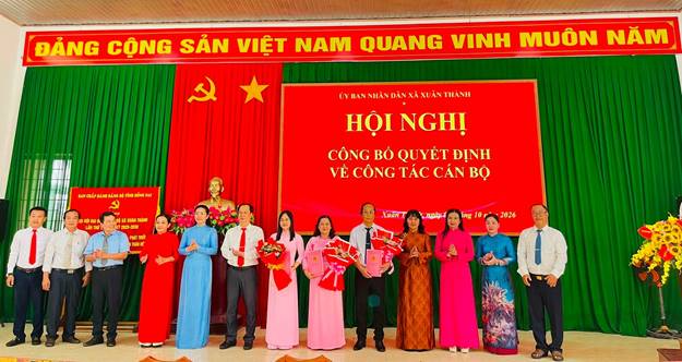 Có thể là hình ảnh về văn bản