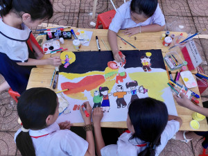 ĐANG DIỄN RA HỘI THI VẼ TRANH TRUNG THU NĂM 2025