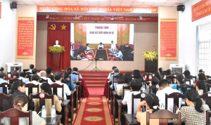 TẬP HUẤN TRỰC TUYẾN VỀ CÀI ĐẶT ỨNG DỤNG SỔ TAY ĐẢNG VIÊN ĐIỆN TỬ