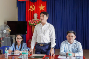 NGHE DÂN NÓI - LÀM DÂN TIN: ĐOÀN CÔNG TÁC PHƯỜNG AN LỘC TIẾP XÚC VÀ XỬ LÝ NHIỀU KIẾN NGHỊ TẠI KHU PHỐ THANH BÌNH