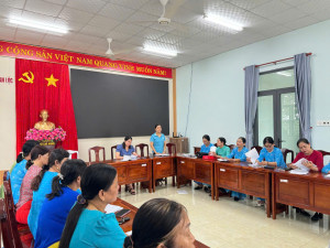 Chủ tịch Hội Liên hiệp Phụ nữ phường An Lộc tận tâm, trách nhiệm với tín dụng chính sách xã hội