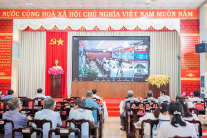 PHƯỜNG AN LỘC THAM DỰ HỘI NGHỊ TRỰC TUYẾN SƠ KẾT THỰC HIỆN NGHỊ QUYẾT 57-NQ/TW VÀ NGHỊ QUYẾT 71-NQ/CP