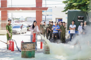 CÔNG AN PHƯỜNG AN LỘC TỔ CHỨC TẬP HUẤN CÔNG TÁC PHÒNG CHÁY CHỮA CHÁY NĂM 2025