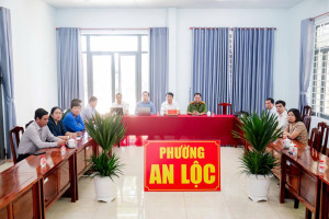 PHƯỜNG AN LỘC DỰ HỘI NGHỊ TỔNG KẾT CÔNG TÁC CHUYỂN ĐỔI SỐ TRONG CÁC CƠ QUAN ĐẢNG NĂM 2025