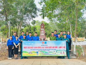 ĐOÀN - HỘI PHƯỜNG AN LỘC TỔ CHỨC RA QUÂN “CHỦ NHẬT XANH” ĐỒNG LOẠT TOÀN QUỐC LẦN THỨ I NĂM 2026 CHÀO MỪNG ĐẠI HỘI ĐẠI BIỂU TOÀN QUỐC LẦN THỨ XIV CỦA ĐẢNG