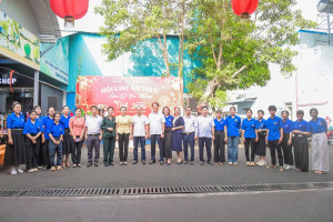 HỘI CHỢ ẨM THỰC KHÔNG DÙNG TIỀN MẶT - LAN TỎA YÊU THƯƠNG, GẮN KẾT CỘNG ĐỒNG CHĂM LO TẾT CHO NGƯỜI KHÓ KHĂN