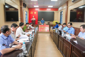 HỌP GIẢI QUYẾT VƯỚNG MẮC TẠI CHỢ THANH LƯƠNG GẮN VỚI CÔNG TÁC PHÒNG CHÁY, CHỮA CHÁY