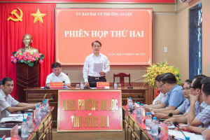 HỌP ỦY BAN BẦU CỬ ĐẠI BIỂU HĐND PHƯỜNG AN LỘC NHIỆM KỲ 2026 - 2031 (PHIÊN THỨ HAI)