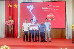 AGRIBANK ĐỒNG HÀNH CÙNG CÔNG TÁC AN SINH XÃ HỘI TẠI PHƯỜNG AN LỘC