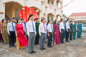 THƯỜNG TRỰC ĐẢNG ỦY PHƯỜNG AN LỘC DỰ LỄ CHÀO CỜ ĐẦU THÁNG 2 NĂM 2026