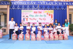 TRƯỜNG TIỂU HỌC AN LỘC B LAN TỎA YÊU THƯƠNG TỪ NHỮNG HOẠT ĐỘNG GIẢN DỊ MÀ SÂU SẮC TRONG CHUỖI HOẠT ĐỘNG MỪNG ĐẢNG - MỪNG XUÂN