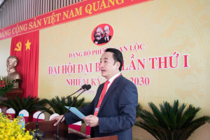 ĐỒNG CHÍ ĐỖ MINH TRUNG - NGƯỜI BÍ THƯ GUƠNG MẪU, TẬN TỤY