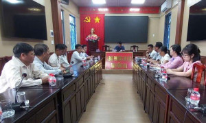 Hội Nông dân phường An Lộc đồng hành cùng người chăn nuôi tháo gỡ khó khăn, ổn định sản xuất